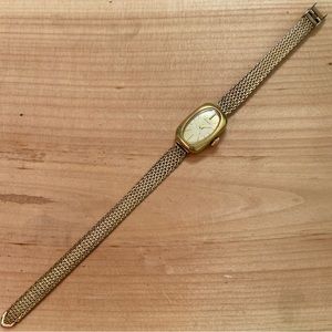 VTG BULOVA | Gold Watch *Made in Canada* 🍁